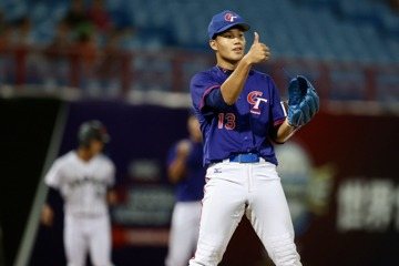 U18亞青／才剛熱開…陽念希埋怨下雨想完投 看見2年前自己